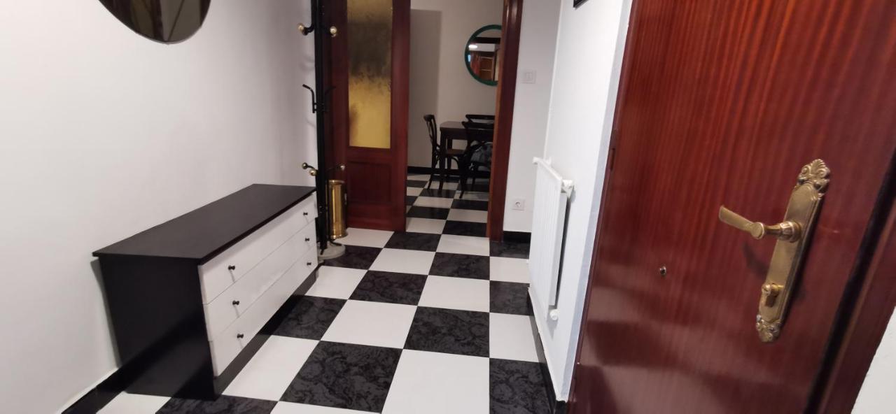 A Cinco Minutos De Todo Daire Oviedo Dış mekan fotoğraf